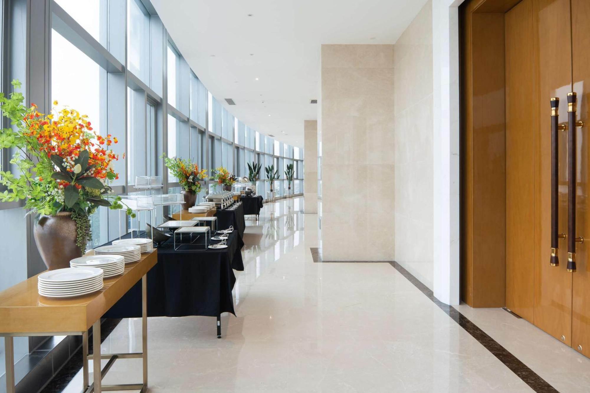 Hilton Brazzaville Les Tours Jumelles Hotel & Residences Exterior foto